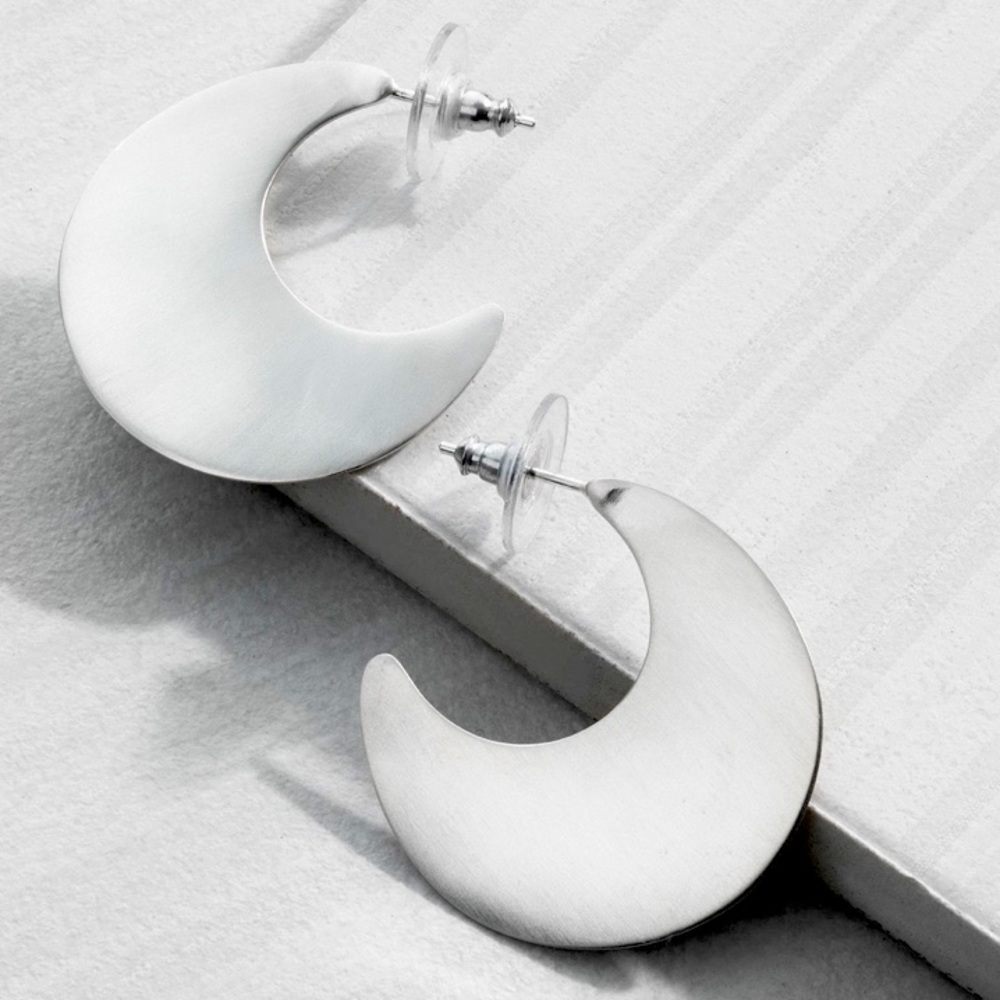 Silpada Vintage RARE Sterling Silver Crescent Post Earrings